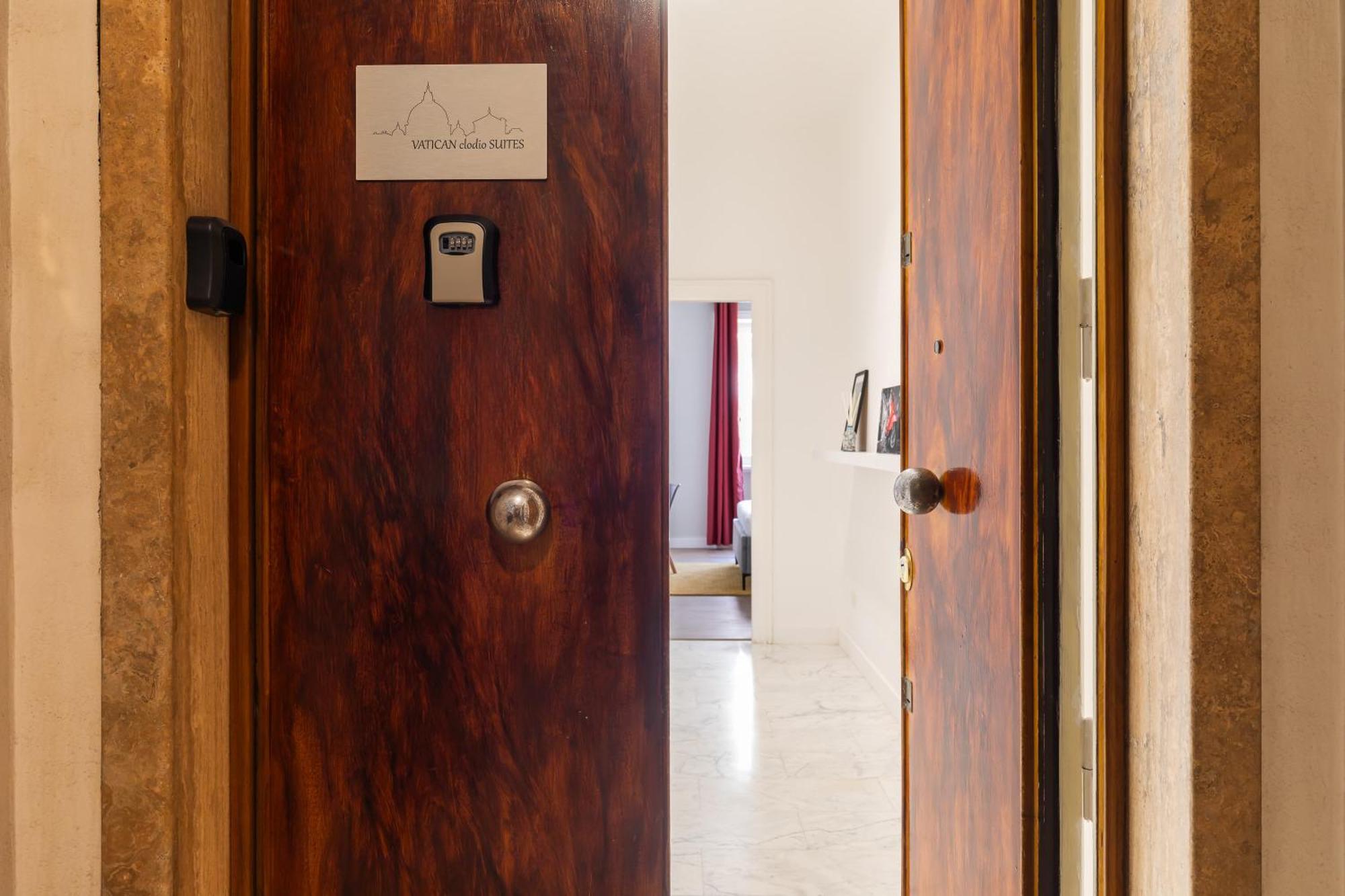 Vatican Clodio Suites — Photos 2